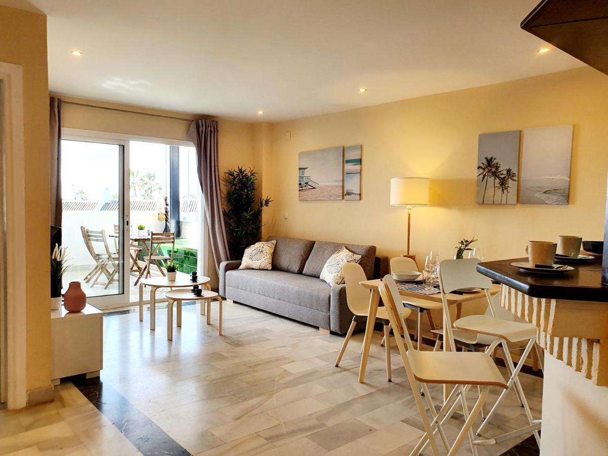 Cozy Apartment On The Beach Sitio de Calahonda المظهر الخارجي الصورة