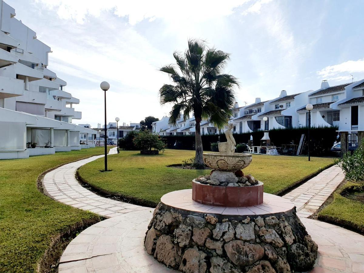 Cozy Apartment On The Beach Sitio de Calahonda المظهر الخارجي الصورة