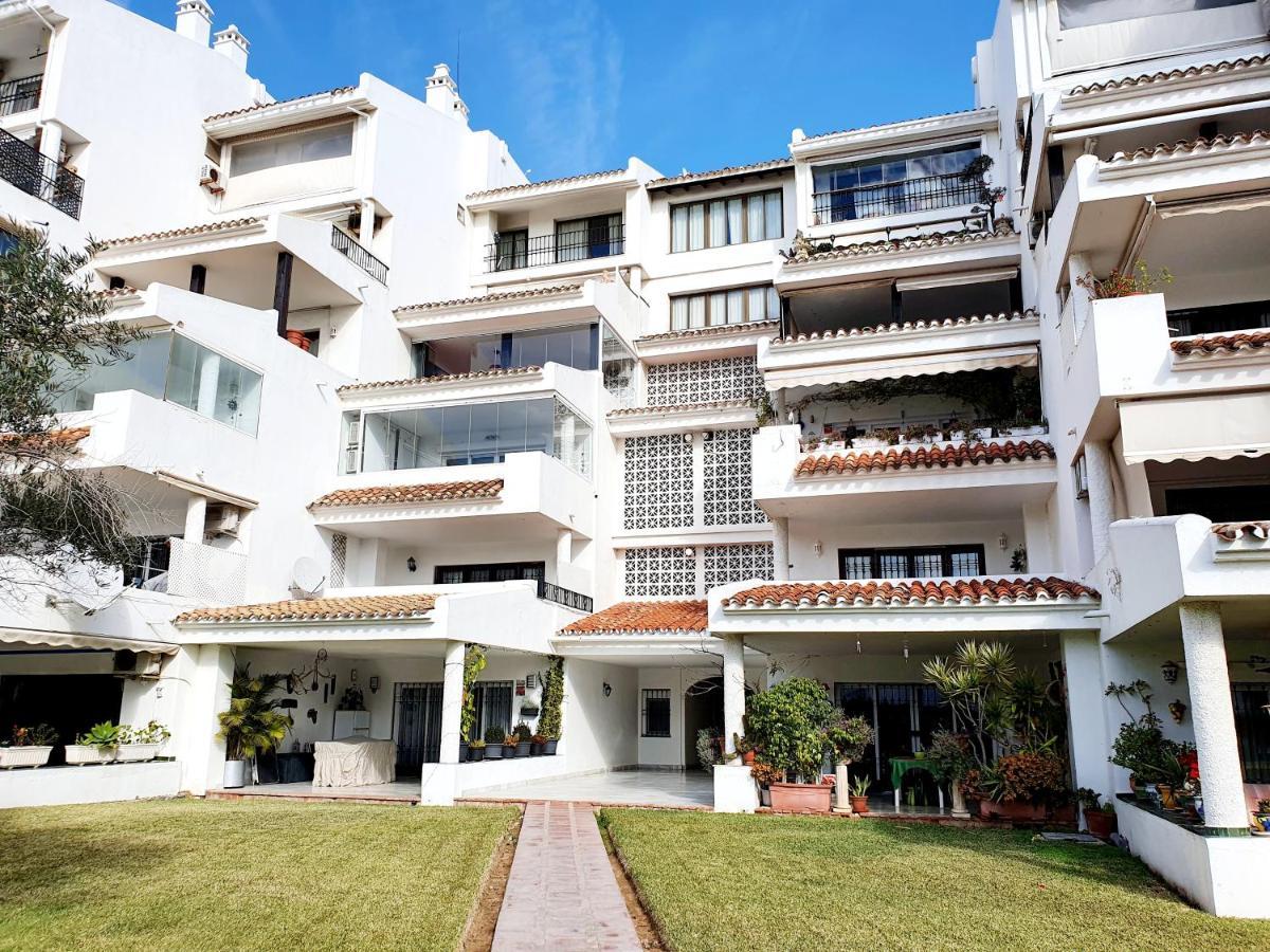 Cozy Apartment On The Beach Sitio de Calahonda المظهر الخارجي الصورة