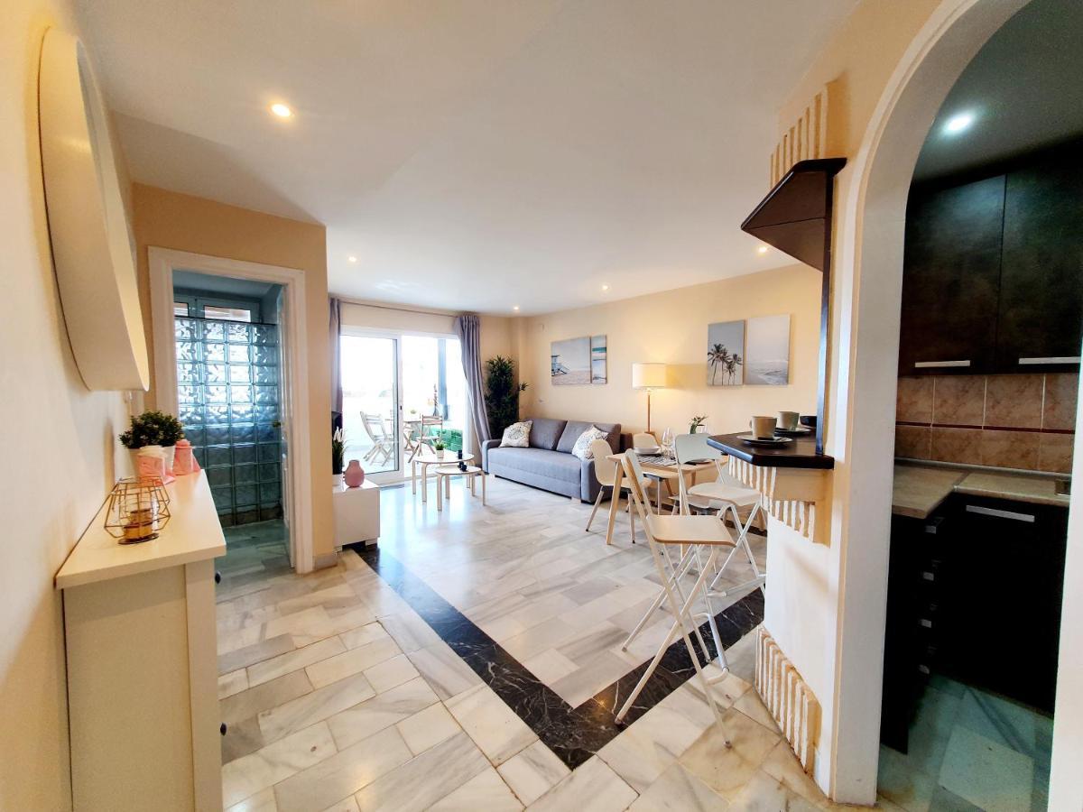 Cozy Apartment On The Beach Sitio de Calahonda المظهر الخارجي الصورة